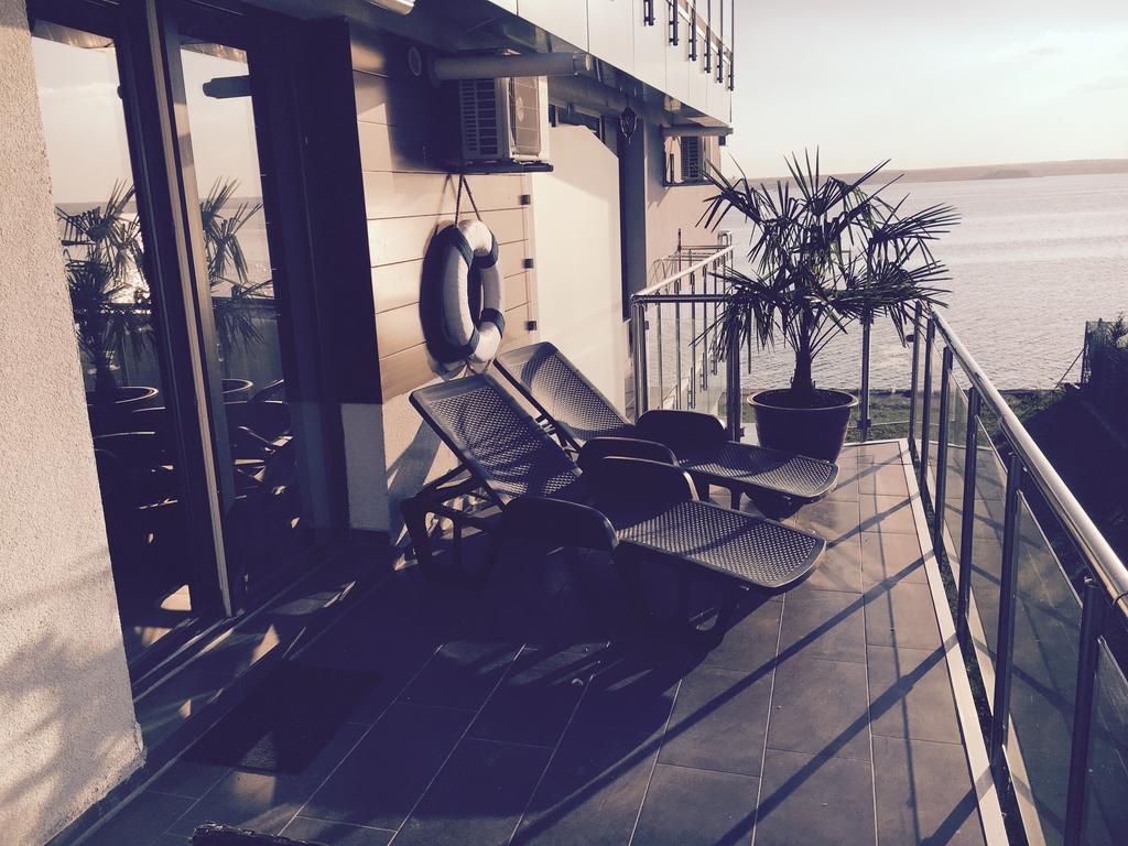 Ely Residence Mamaia Buitenkant foto