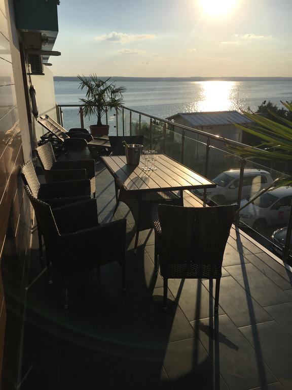 Ely Residence Mamaia Buitenkant foto